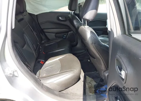 2020 Jeep Compass Limited Fwd из США, поврежденный, VIN 3C4NJCCB8LT125529